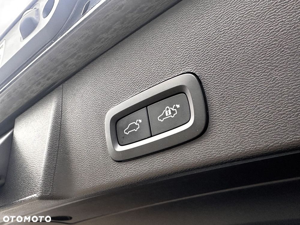 Volvo XC 40 - 11