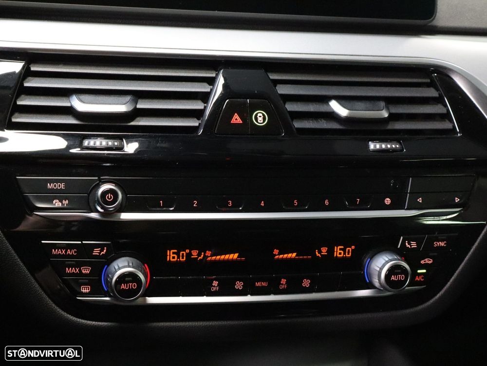 BMW 530 e Line Luxury - 20