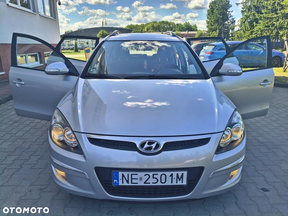 Hyundai i30 1.6 blue Classic - 9