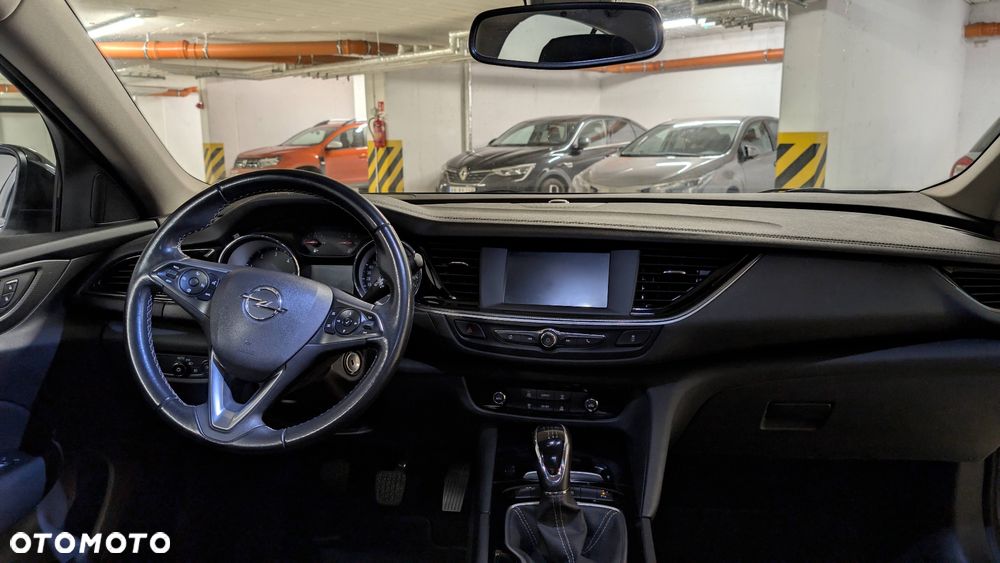 Opel Insignia - 10