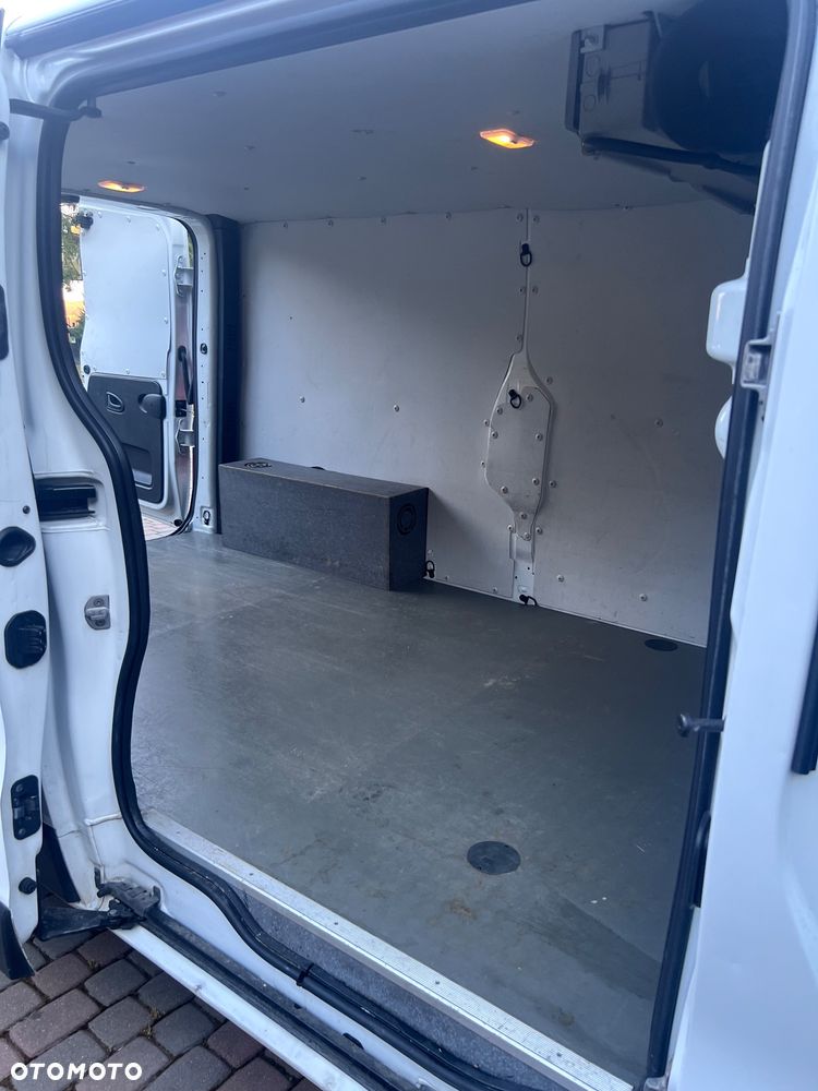 Opel Vivaro - 5