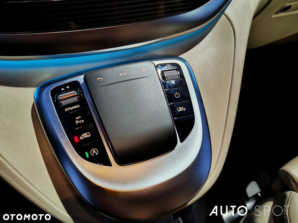 Mercedes-Benz Klasa V 250 d 9G-Tronic Avantgarde (ekstra d³) - 26