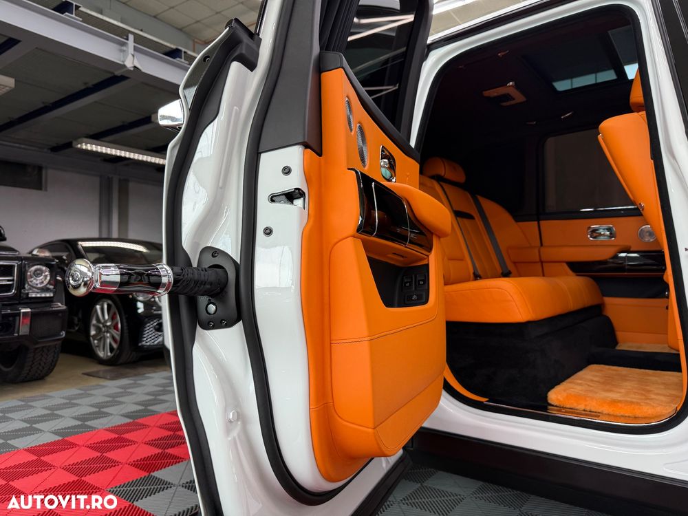Rolls-Royce Cullinan - 17