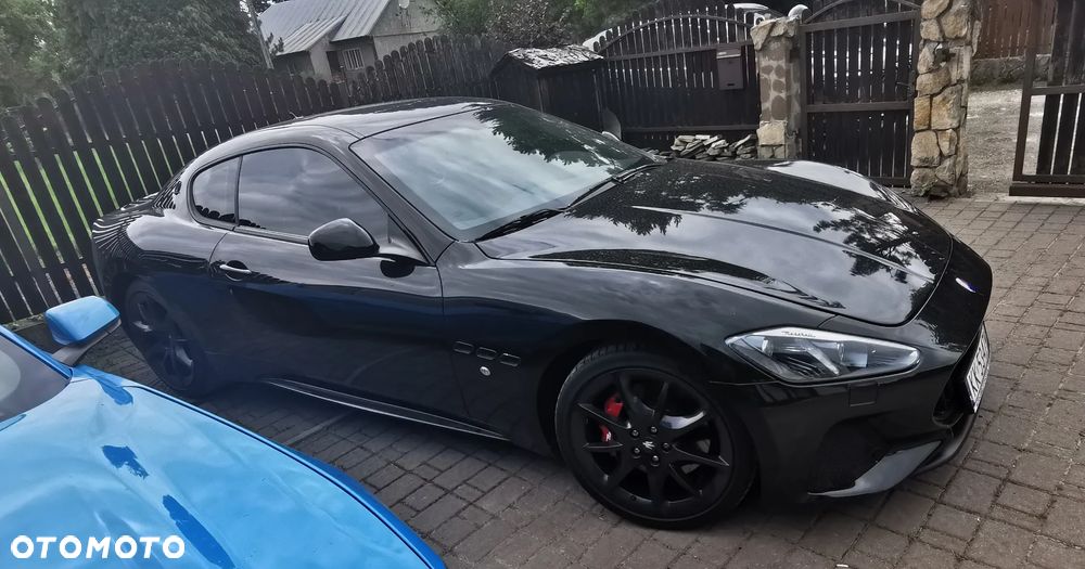 Maserati GranTurismo S Automat - 11