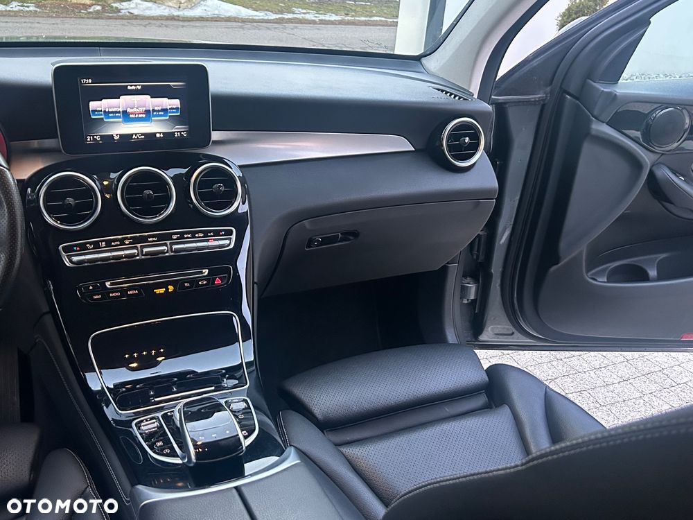 Mercedes-Benz GLC - 22