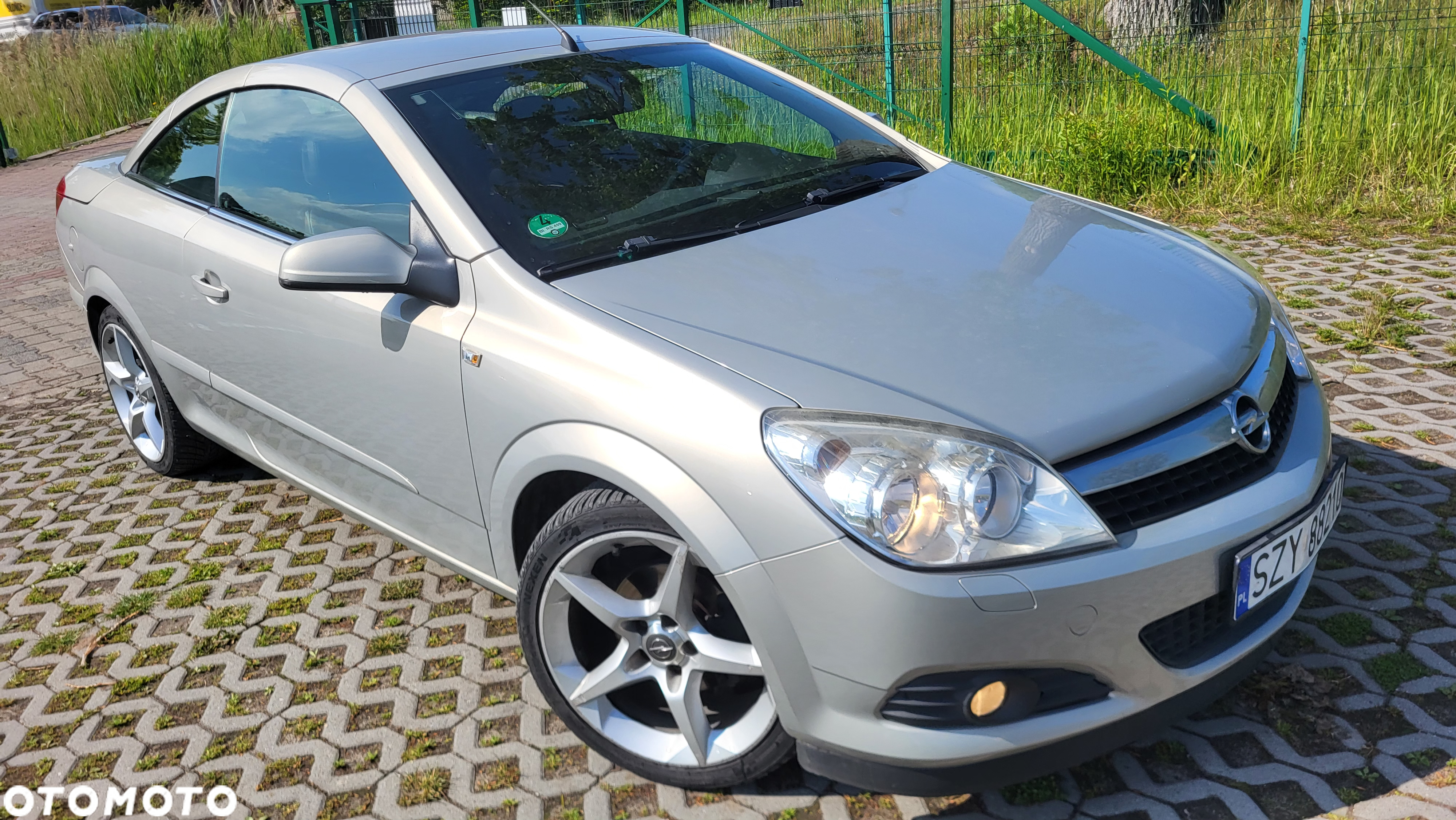 Opel Astra Twin Top 1.8 Cosmo - 21