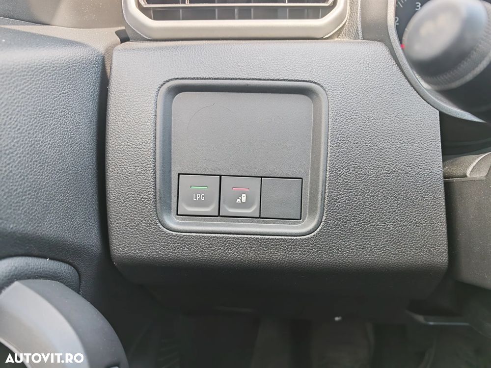 Dacia Duster ECO-G 100 Extreme - 13