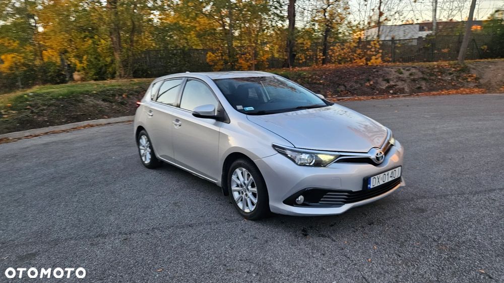 Toyota Auris 1.6 Comfort - 10