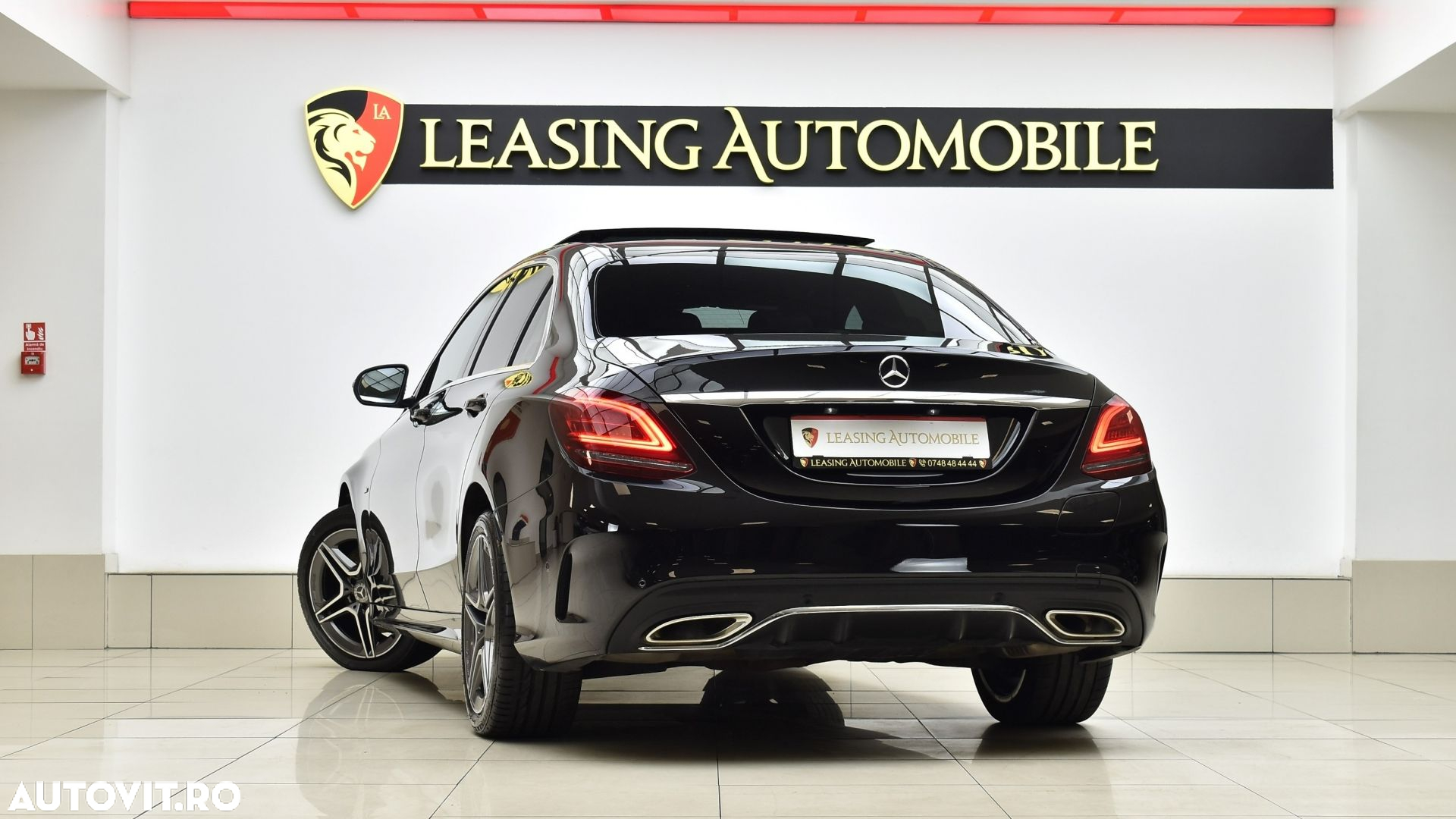 Mercedes-Benz C 300 e 4Matic 9G-TRONIC AMG Line - 6
