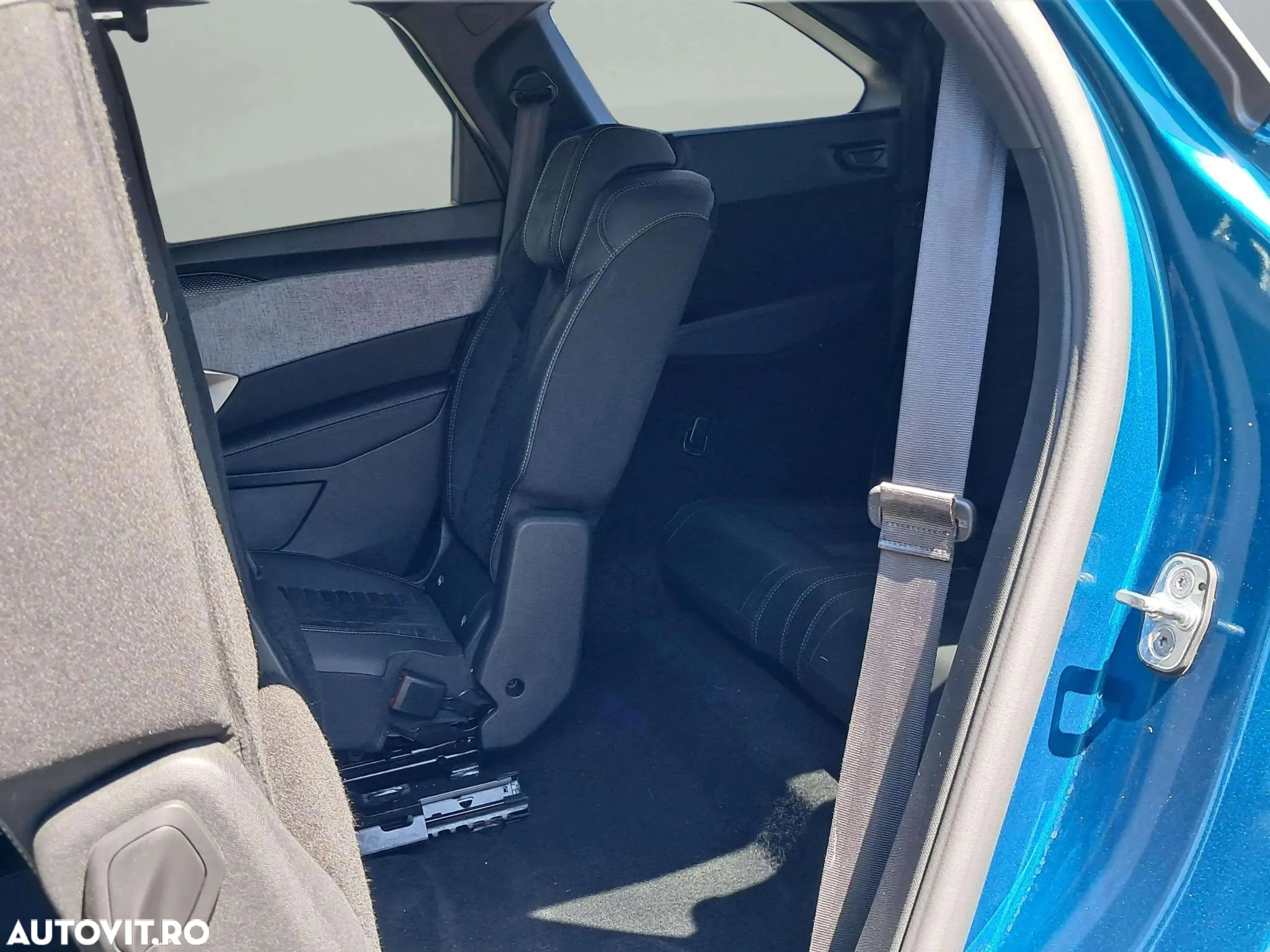 Peugeot 5008 1.2L 136 e-DCS6 MHEV GT - 15