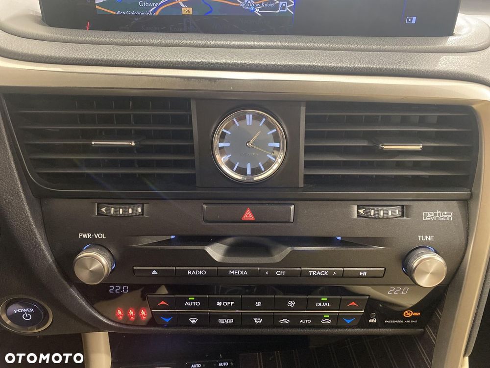 Lexus RX 450h Omotenashi - 18