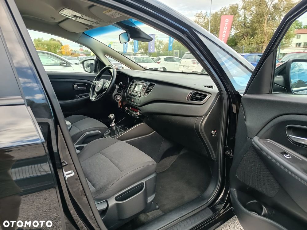 Kia Carens 1.6 GDI Dream Team Edition - 29