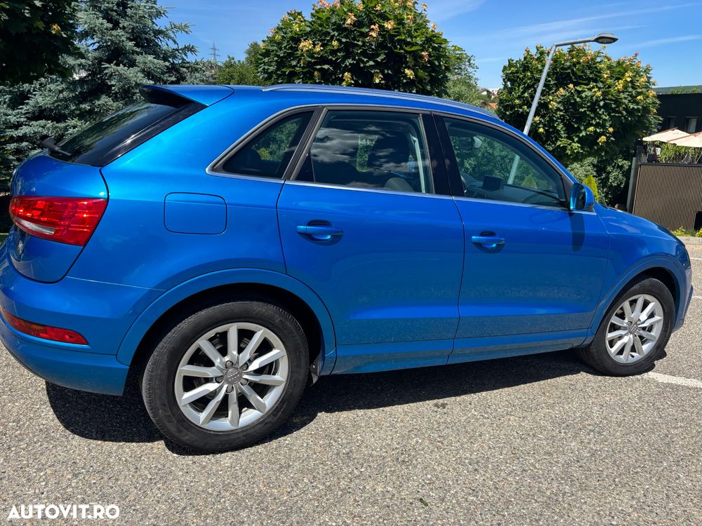 Audi Q3 2.0 TDI sport - 4