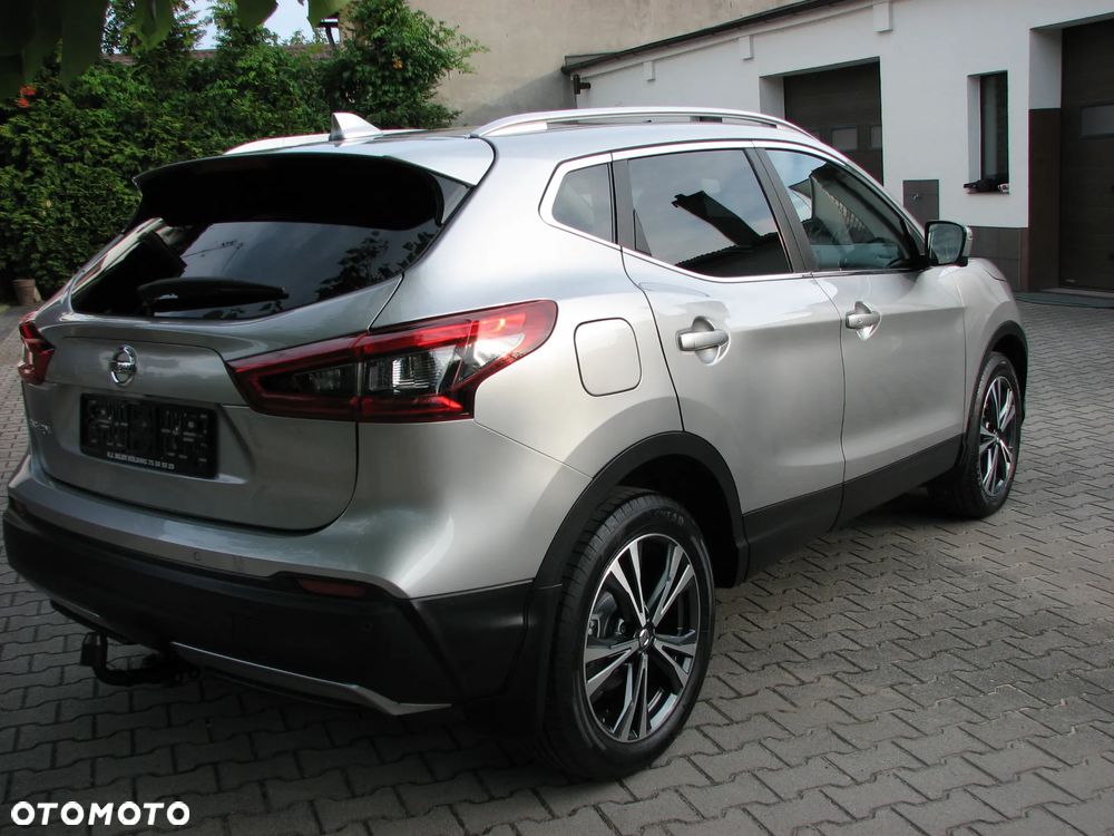 Nissan Qashqai 1.2 DIG-T N-Connecta EU6 - 8
