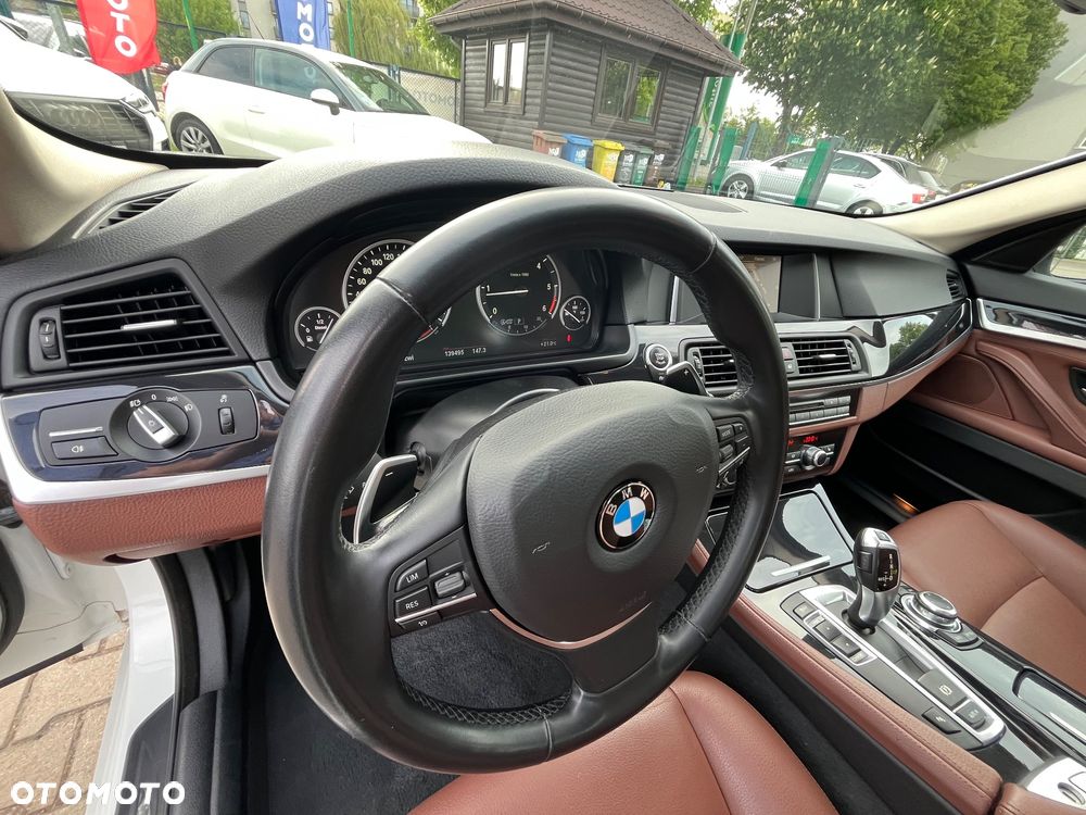 BMW Seria 5 520d - 11