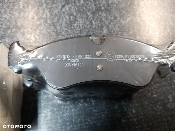KLOCKI HAMULCOWE przód DAEWOO ESPERO, NEXIA; FSO LANOS; OPEL ASTRA F, KADETT E, OMEGA A, VECTRA A