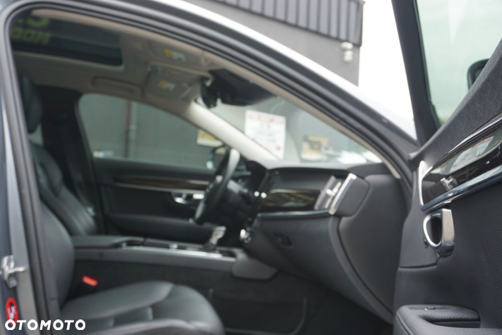 Volvo S90 T6 AWD Momentum - 14