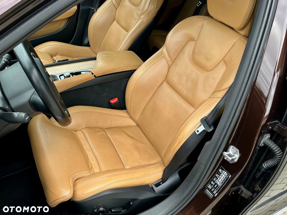 Volvo V90 D4 SCR AWD Inscription - 16