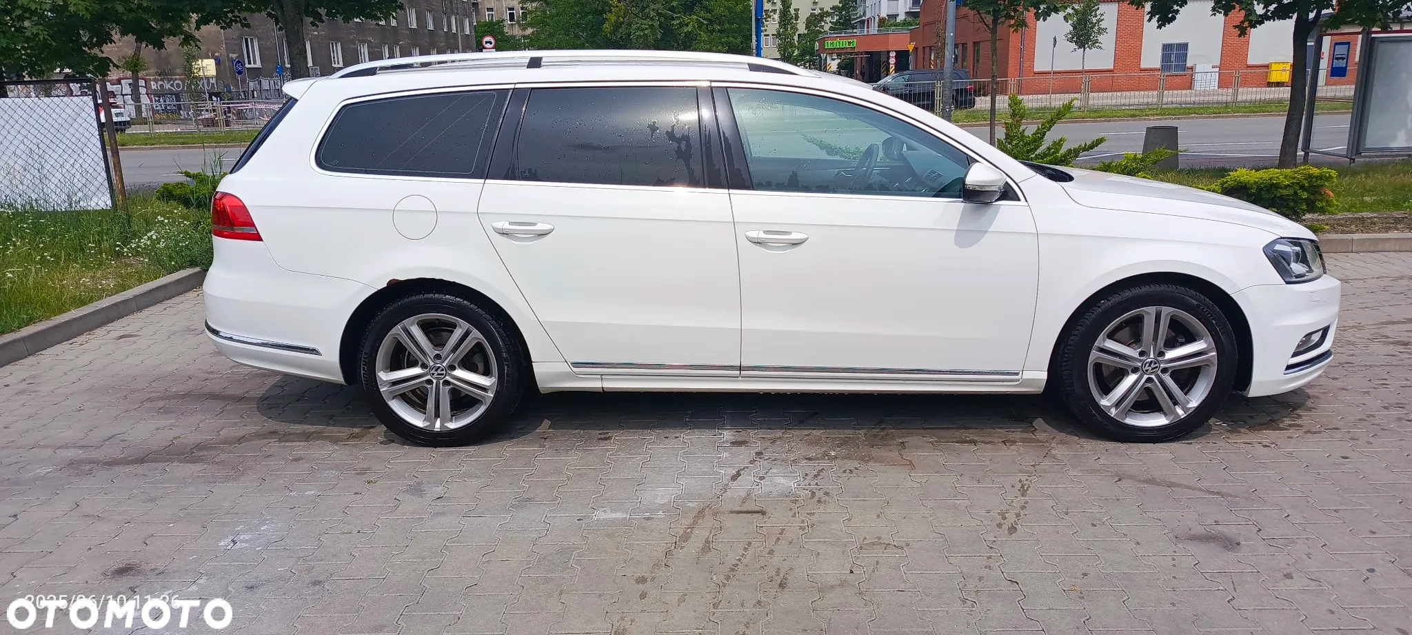Volkswagen Passat 2.0 TDI Highline R-Style DSG - 3