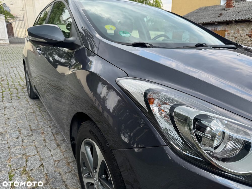 Hyundai i30 blue 1.6 CRDi Classic Navigation - 34