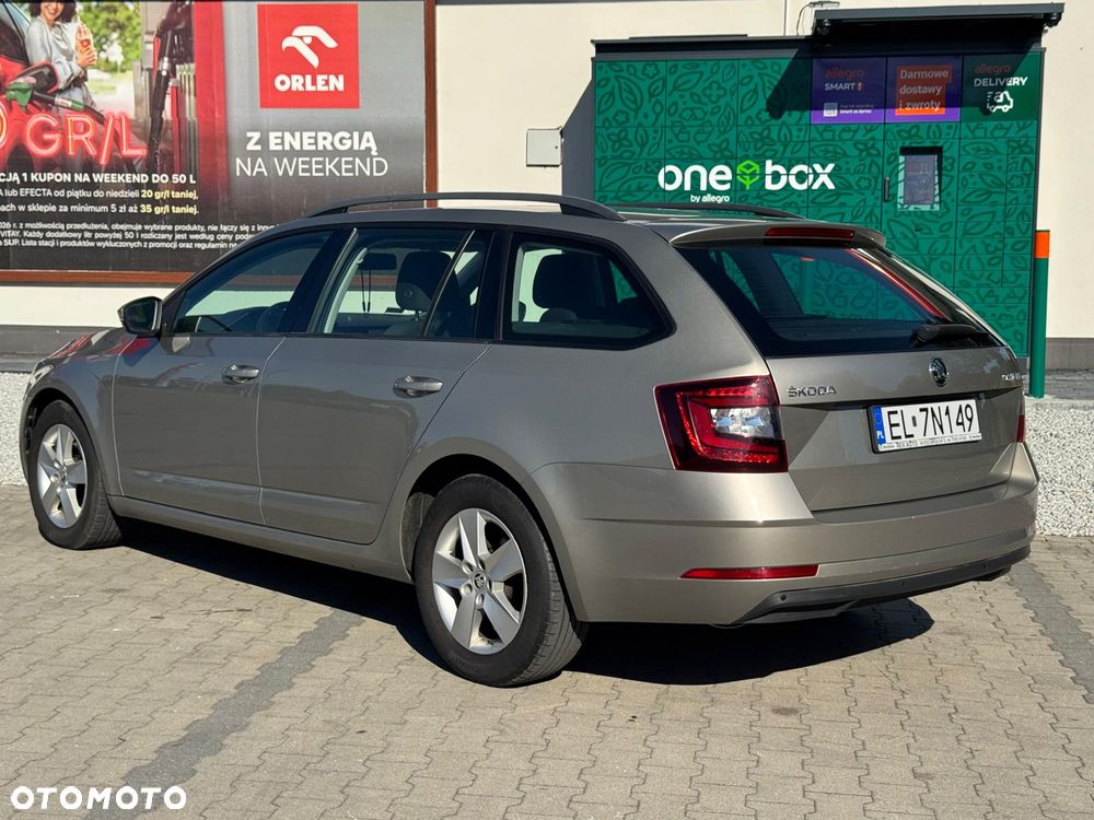 Skoda Octavia 2.0 TDI Sportline DSG - 8
