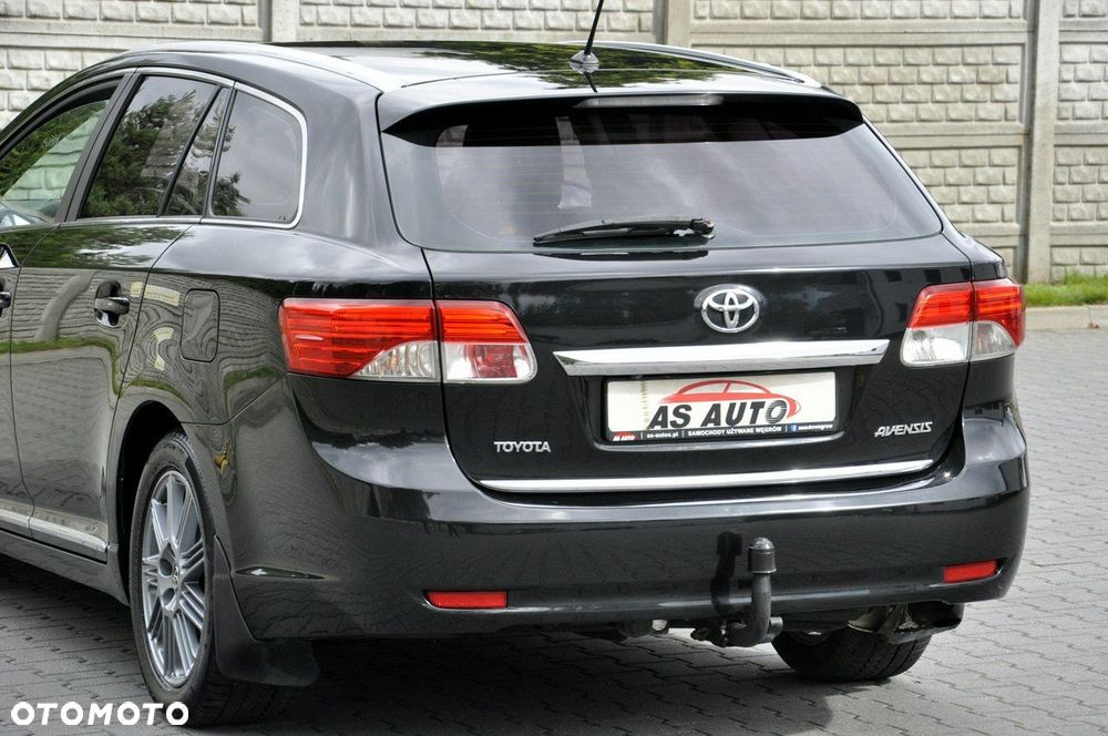 Toyota Avensis - 29