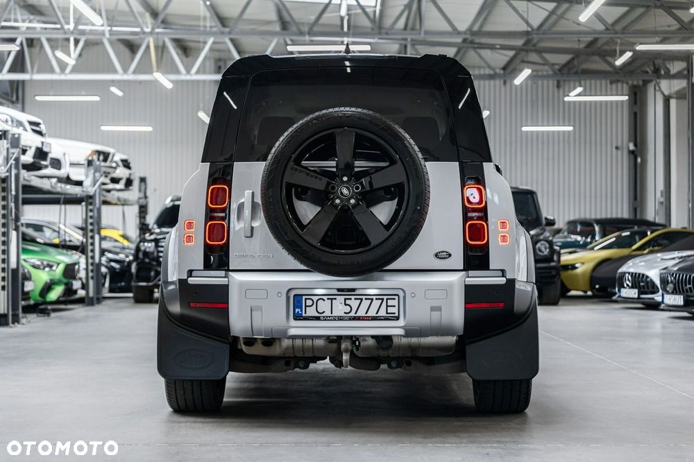 Land Rover Defender - 10