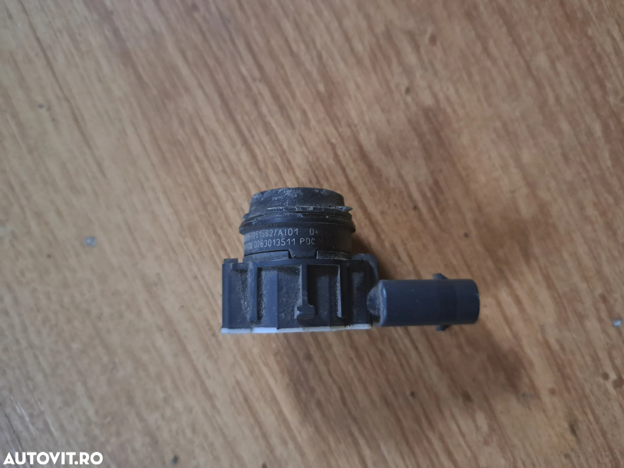 Senzor parcare PDC negru bara fata original BMW F20 F22 F30 F32 F36 - 2
