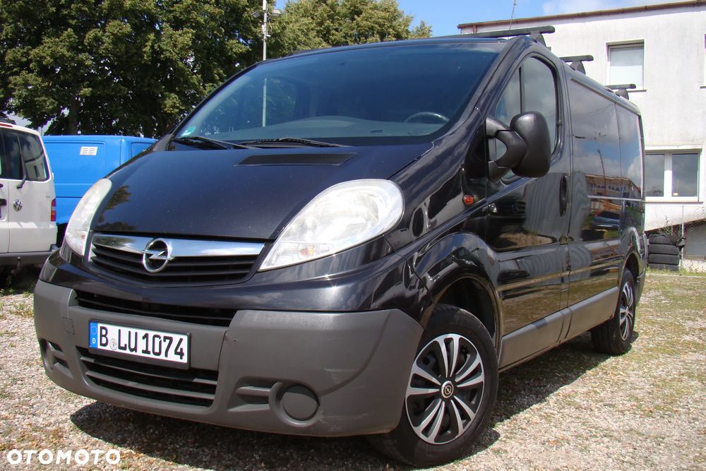 Opel Vivaro - 1