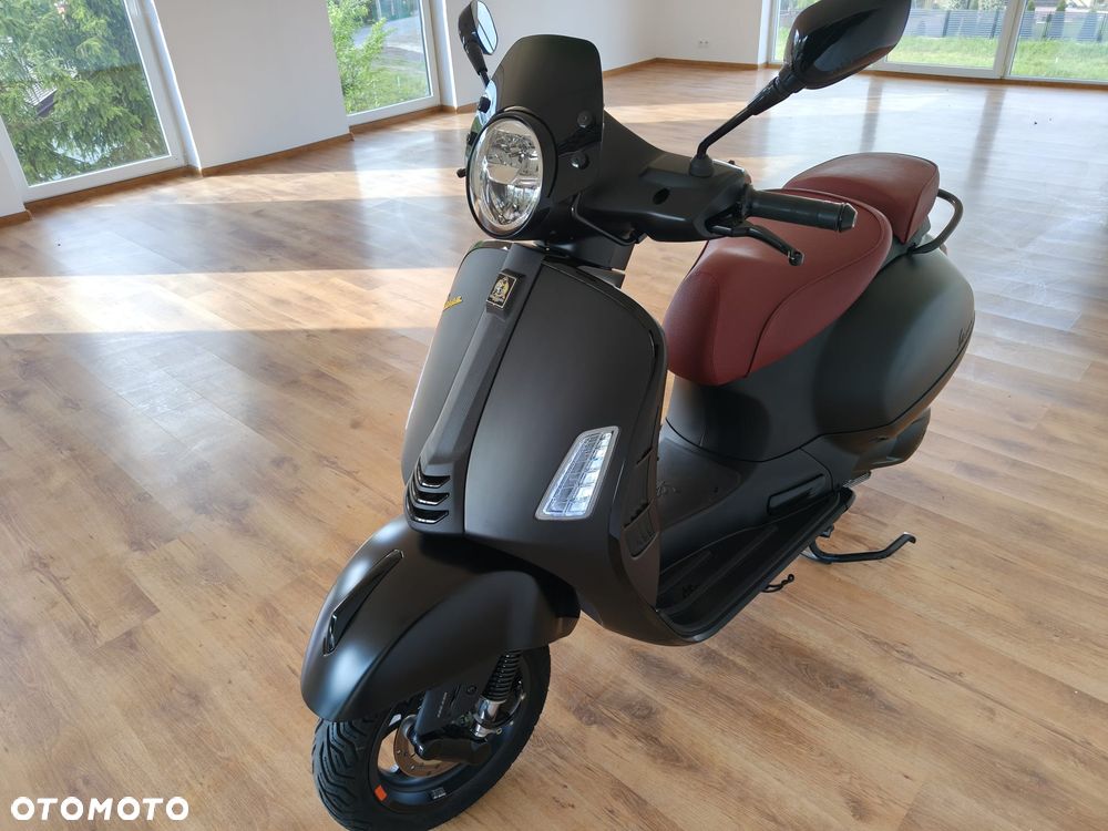 Piaggio Vespa - 3