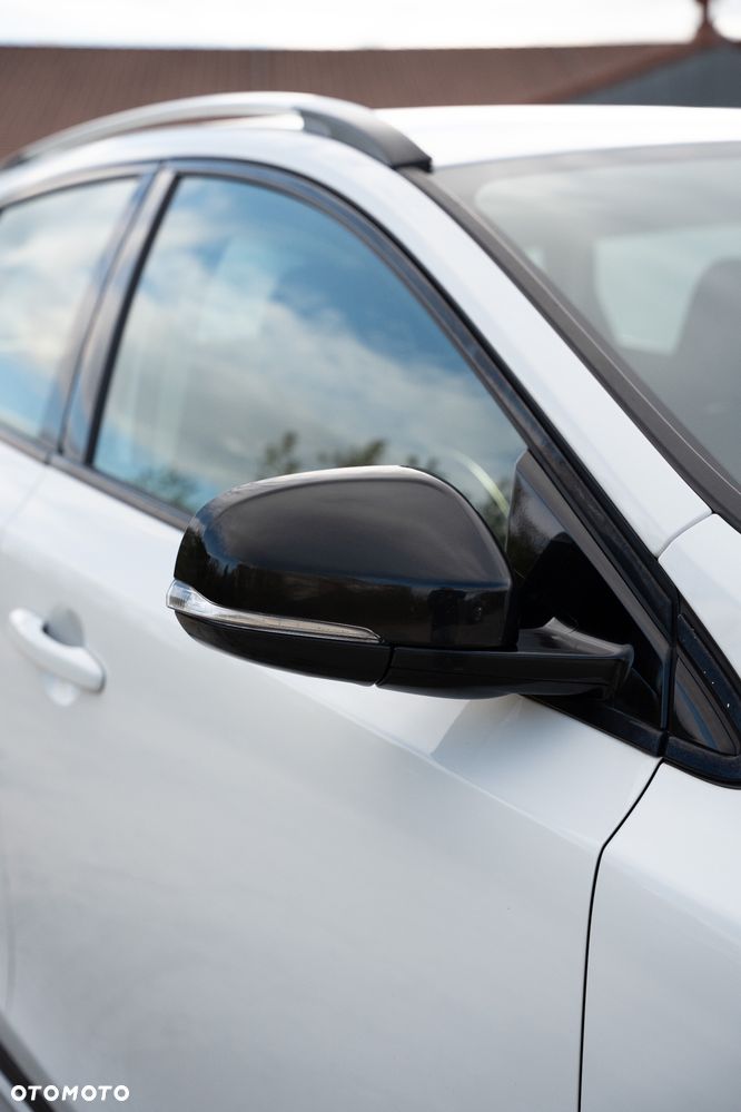 Volvo V40 D4 Geartronic Momentum - 37