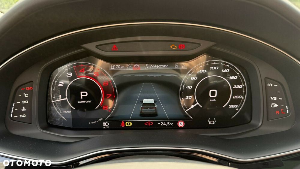 Audi RS Q8 - 25