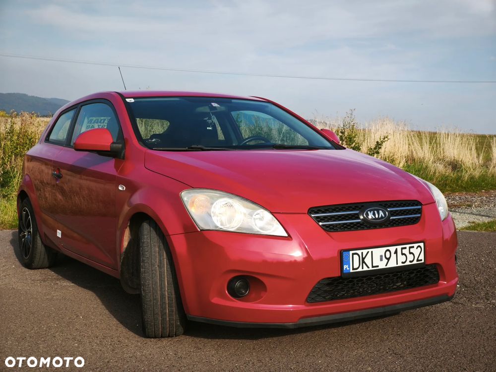 Kia ProCeed - 8
