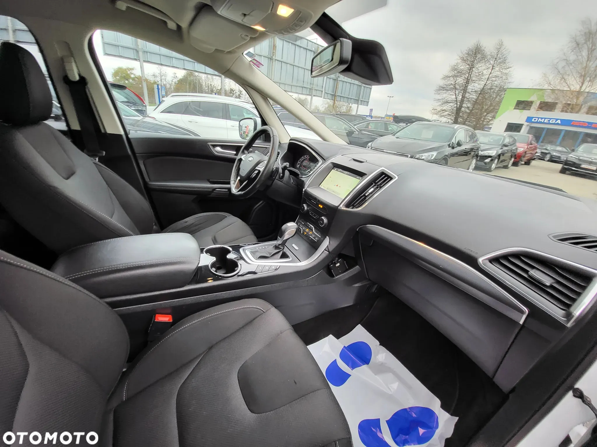 Ford S-Max 2.0 TDCi Titanium PowerShift - 9