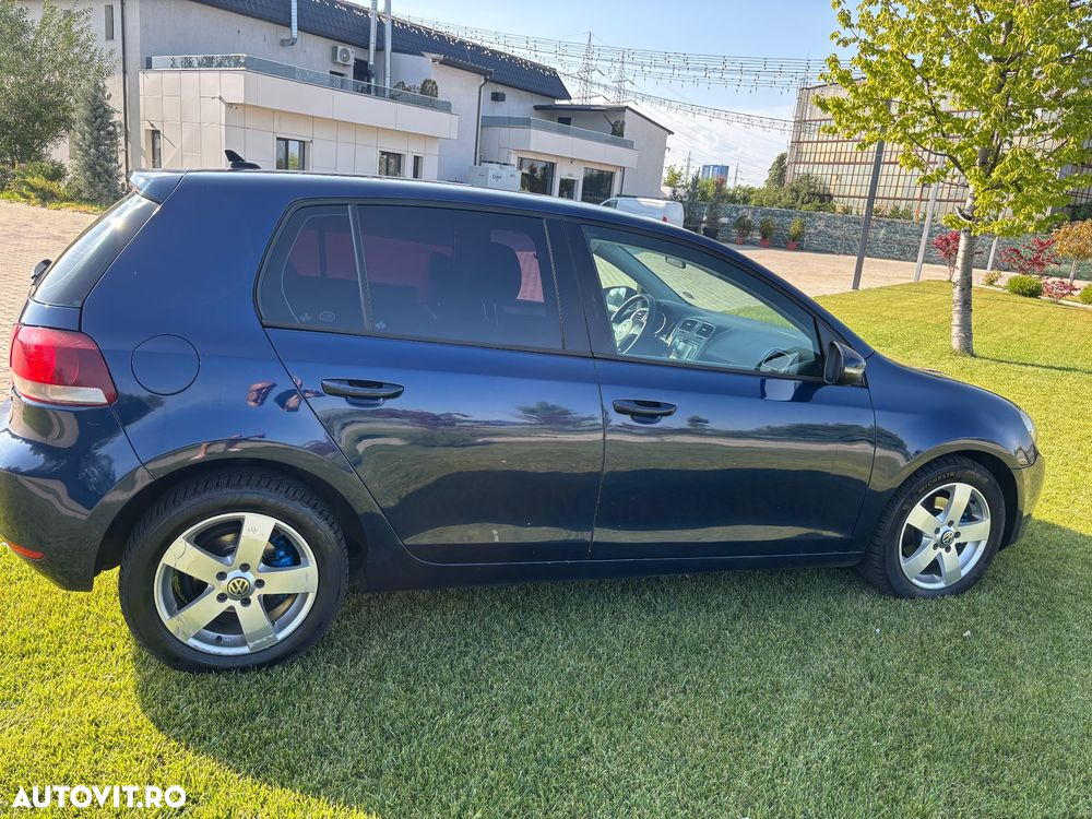 Volkswagen Golf 1.6 TDI 4Motion BlueMotion Technology Comfortline - 12