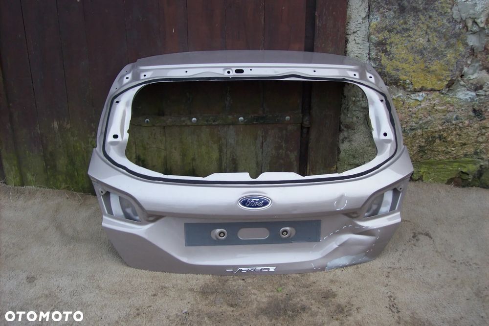tylna klapa ford fiesta mk8 - 1