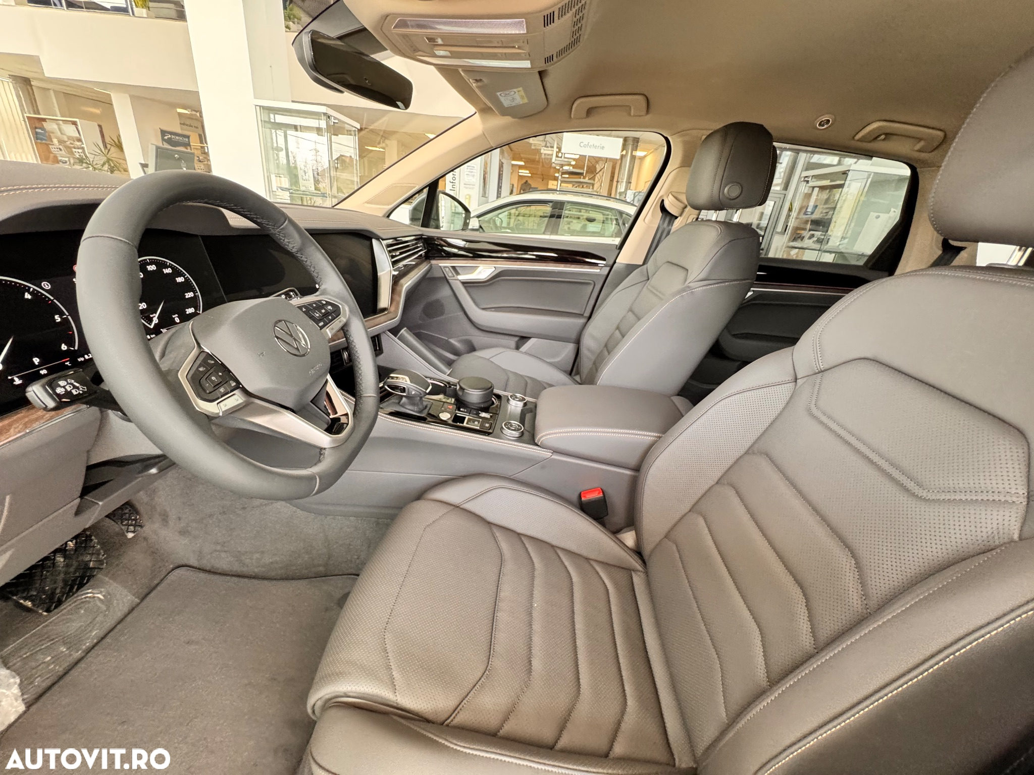 Volkswagen Touareg V6 TDI 4MOTION Elegance - 15