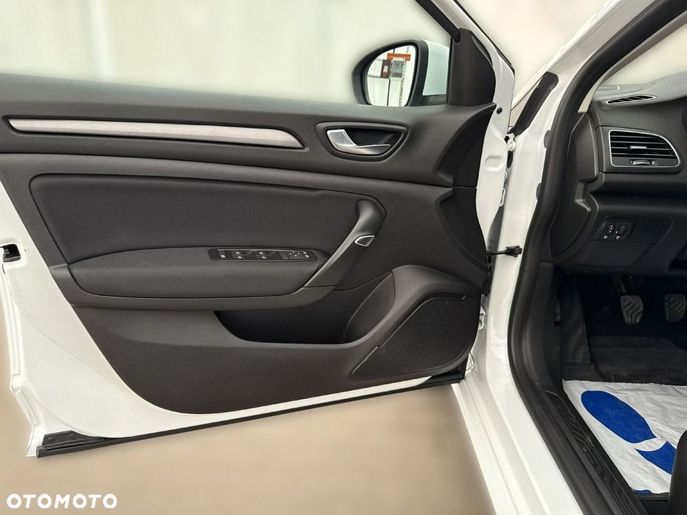 Renault Megane - 11