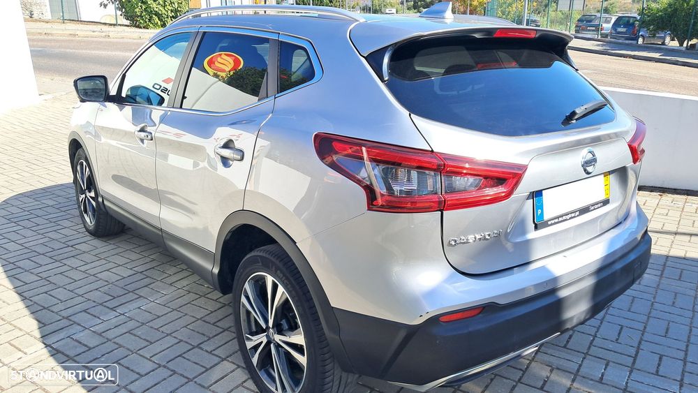 Nissan Qashqai 1.5 dCi N-Connecta J18 - 4