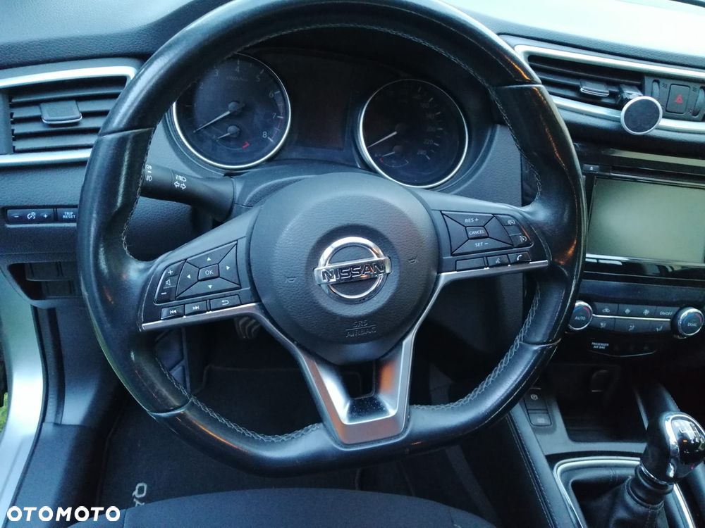 Nissan Qashqai 1.3 DIG-T Visia - 13