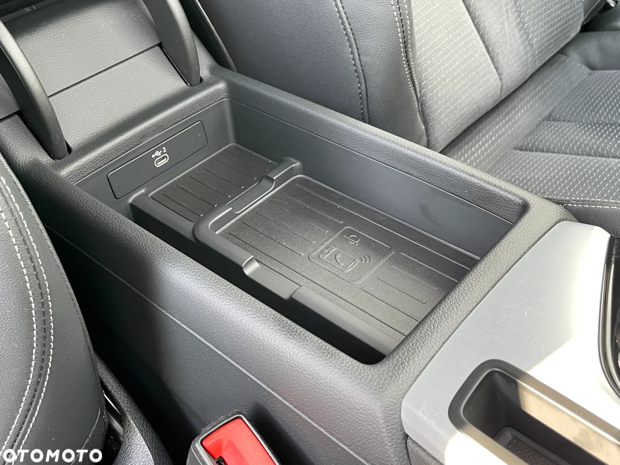 Audi A4 Avant 40 TDI S tronic S line - 19
