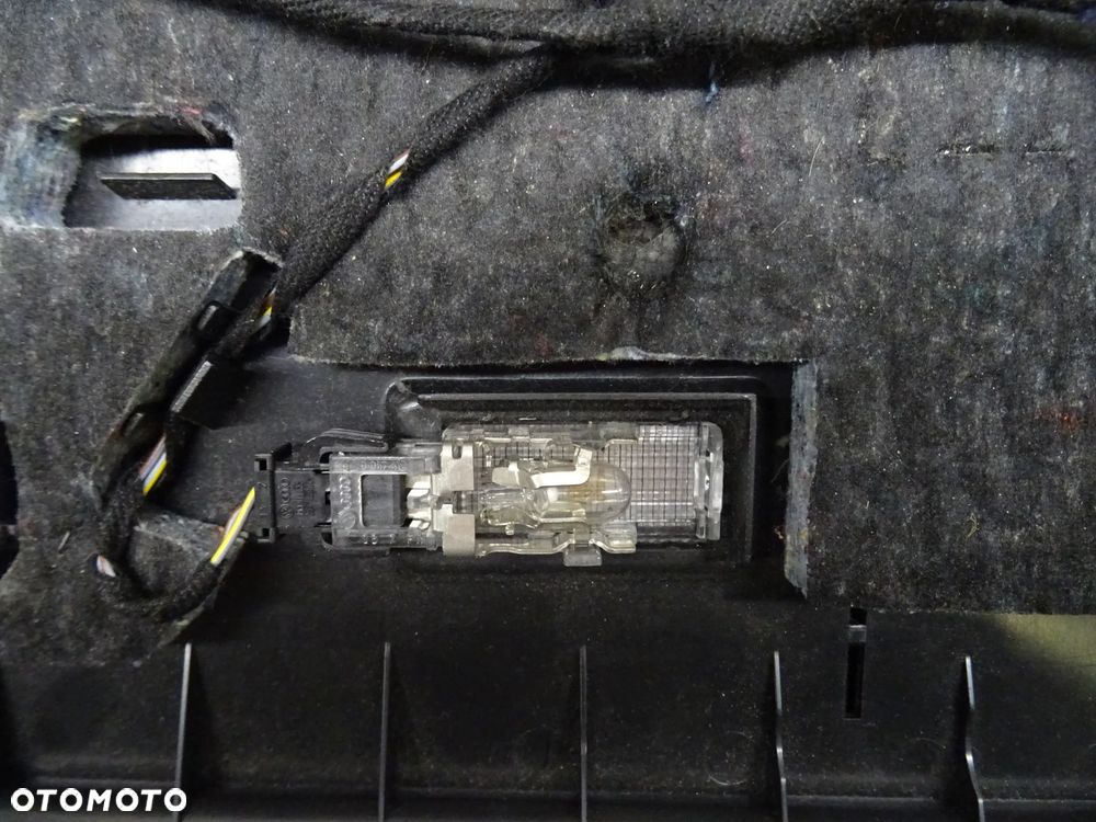 AUDI A6 C6 KOMBI 04-07 4.2 V8 SCHOWEK PASAŻERA 4F18570356PS - 4