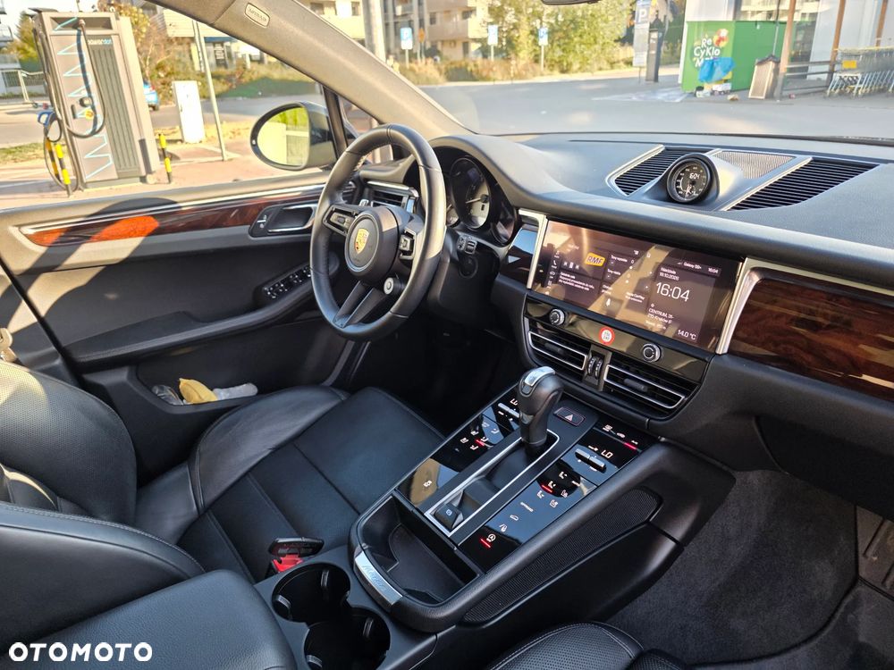 Porsche Macan Standard - 37