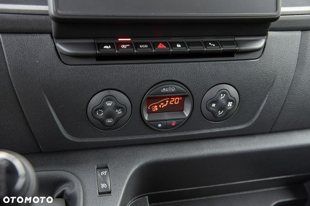 Renault Master - 18