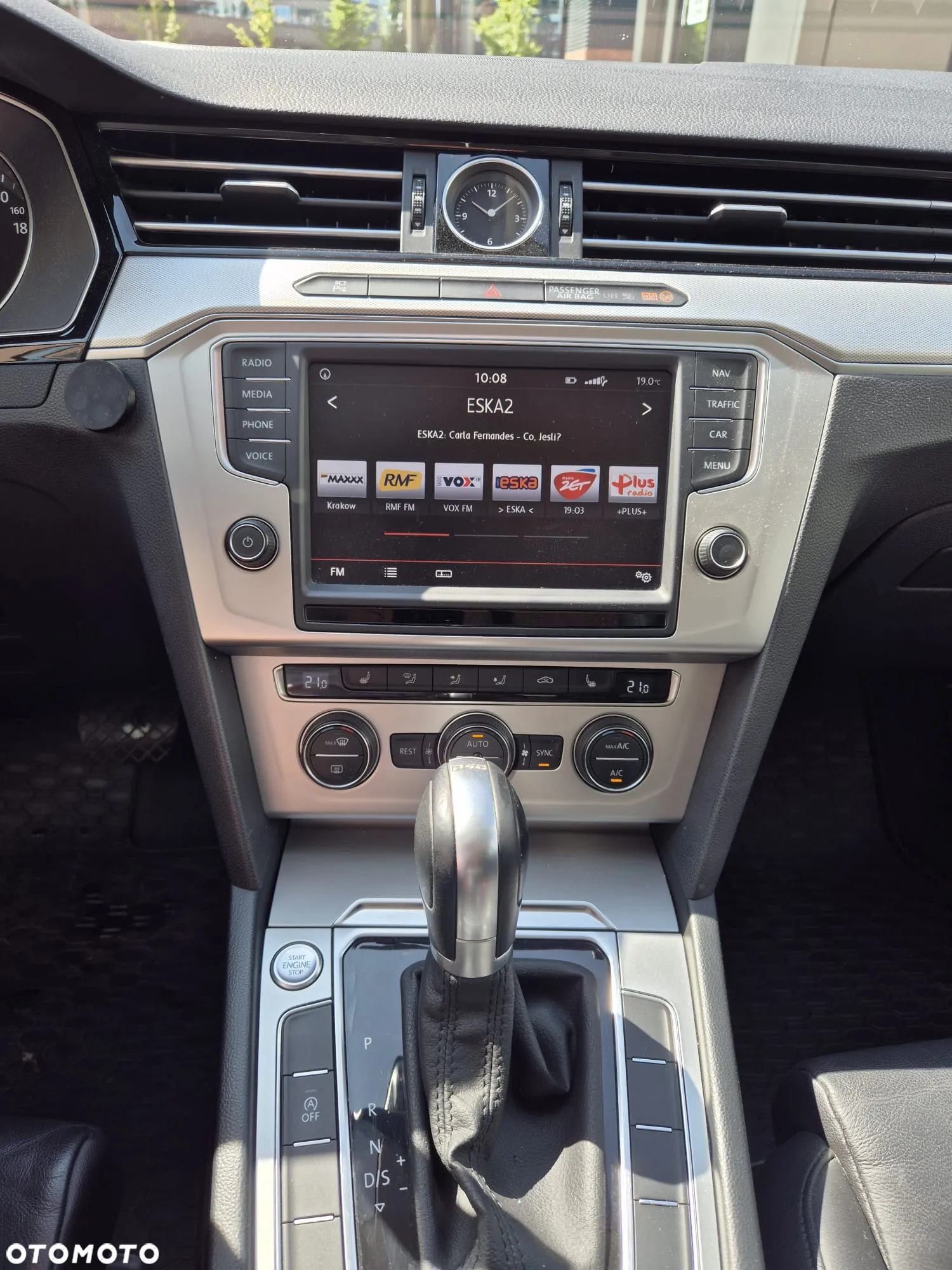 Volkswagen Passat Variant 1.6 TDI (BlueMotion Technology) DSG Comfortline - 24