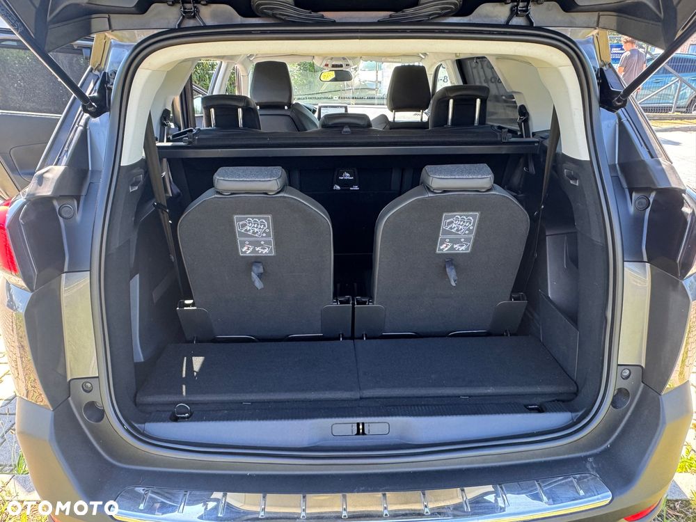 Peugeot 5008 1.6 BlueHDi Allure 7os - 18