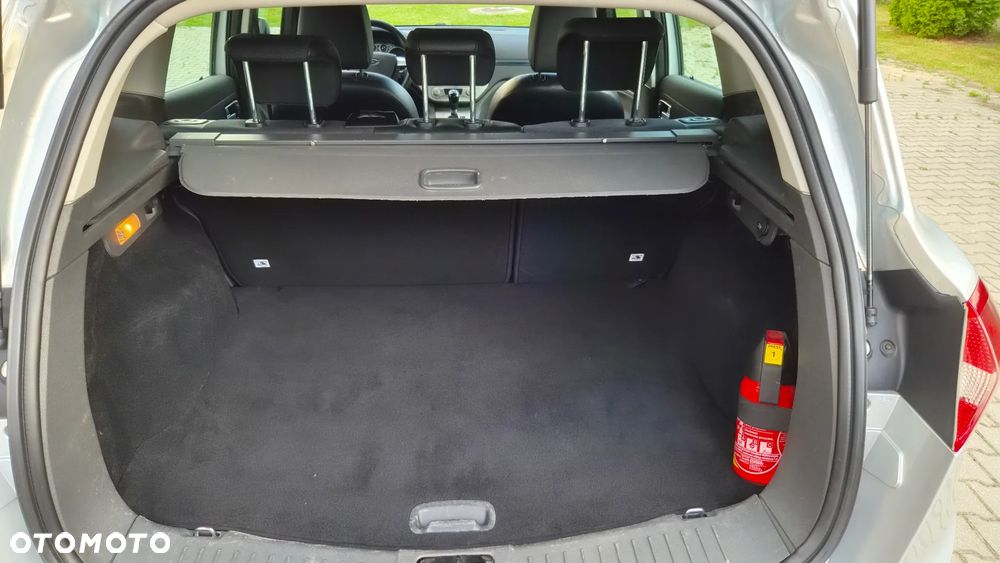 Ford Kuga 2.0 TDCi 4x4 Titanium - 13