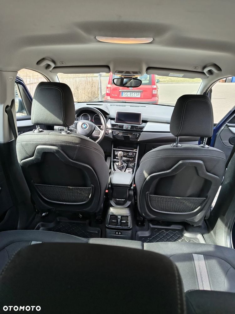 BMW Seria 2 216i - 7