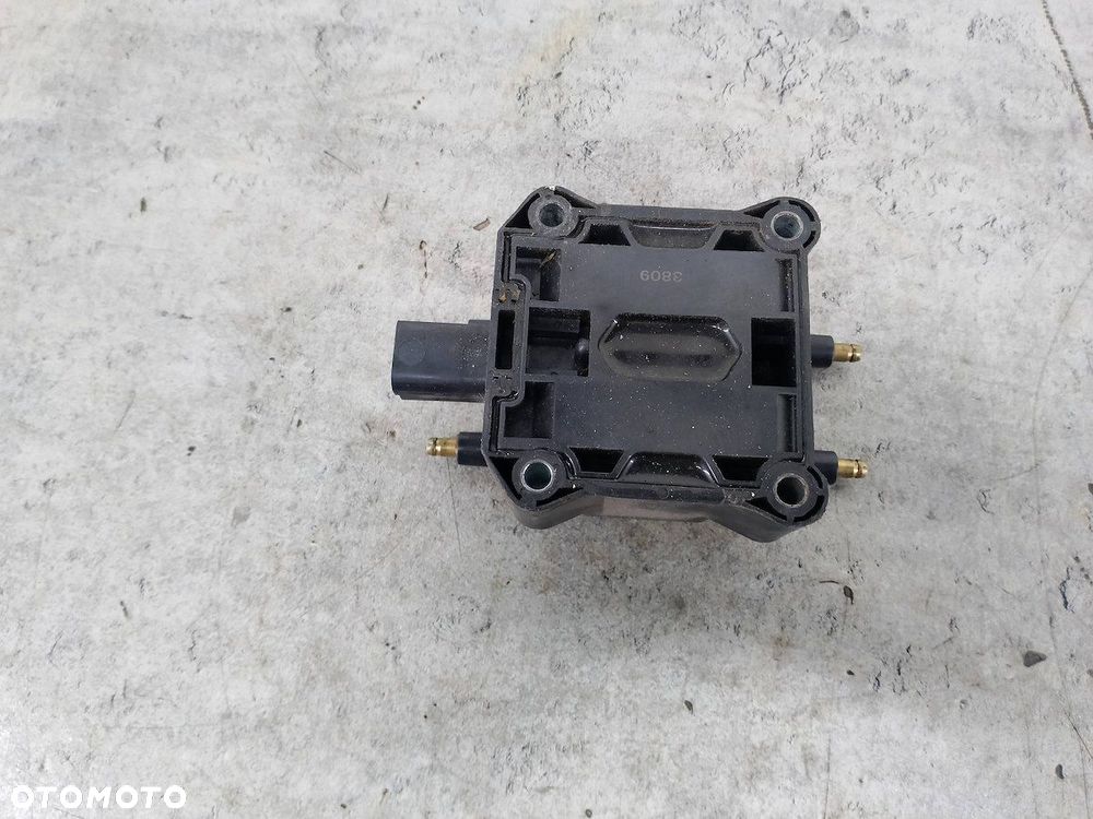 CEWKA ZAPŁONOWA CHRYSLER STRATUS 0040102028  ZSE 028   BERU  2.0 16V - 8