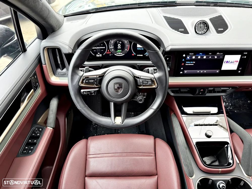 Porsche Cayenne Turbo E-Hybrid - 9